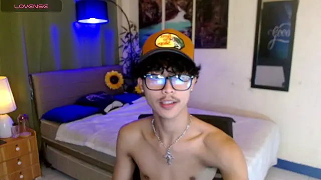 AsianCarl online show from 11/04/25, 01:43