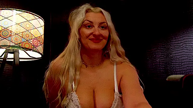 LeticiaReys online show from 02/07/26, 02:21