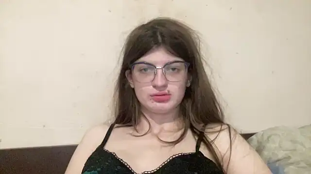 Snapshot of NikaXZimax chatting on 11/30/25, 08:40 NikaXZimax online show from 11/30/25, 08:40