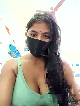 Hot radhaji online show from 01/10/26, 10:25