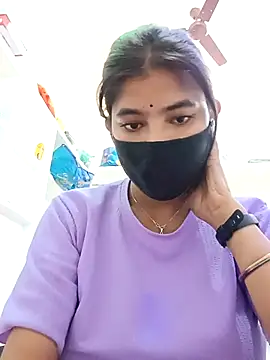 Hot radhaji online show from 01/19/26, 02:59