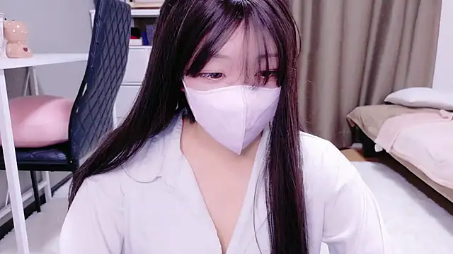 YuKa-zaurusu online show from 11/12/25, 09:32