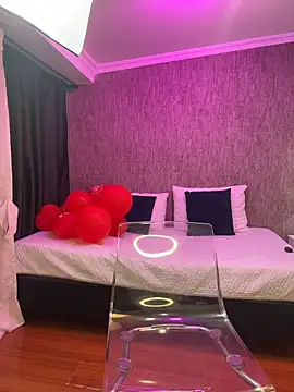 KarinaFlowers  online show from 02/25/26, 11:53