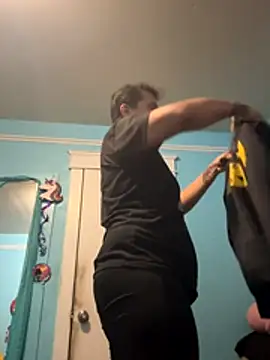 Steven-1989 online show from 11/28/25, 06:16