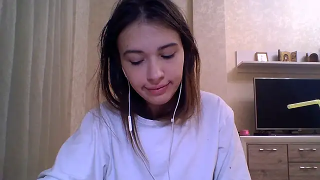 CeyaLier online show from 10/28/25, 05:15