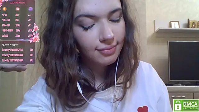 CeyaLier online show from 04/21/26, 01:42