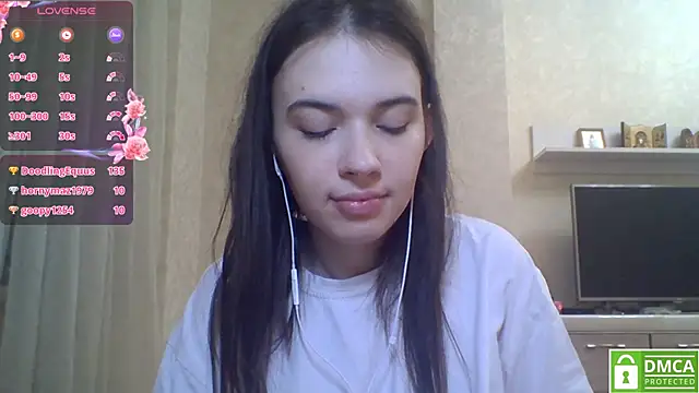 CeyaLier online show from 07/15/26, 10:48