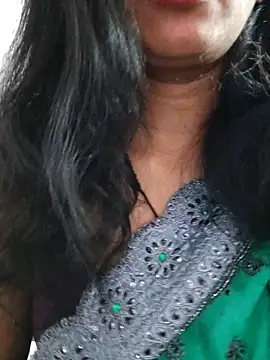 Snapshot of Janu-hasena chatting on 11/07/25, 05:02 Janu-hasena online show from 11/07/25, 05:02