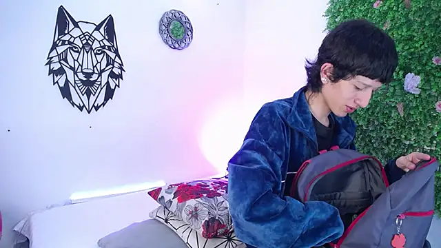 Emo Boy  online show from 12/02/25, 12:32