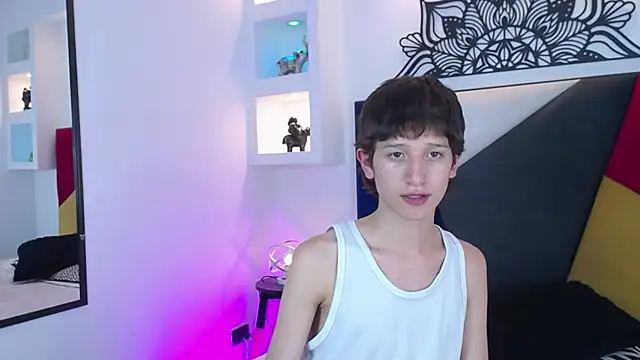 Emo Boy  online show from 02/03/26, 03:26