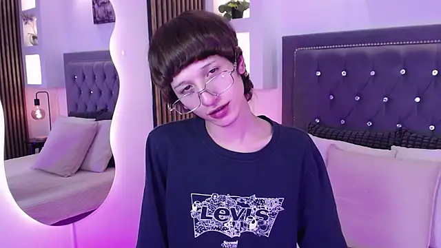 Snapshot of Emo_Boy_ chatting on 04/30/26, 08:57 Emo Boy online show from 04/30/26, 08:57