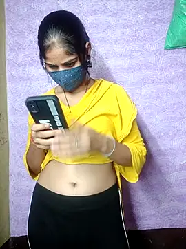Snapshot of Village_girl99 chatting on 10/07/25, 04:37 Village girl99 online show from 10/07/25, 04:37