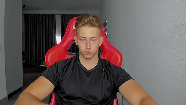 Snapshot of find0m_master chatting on 11/01/25, 05:48 find0m master online show from 11/01/25, 05:48