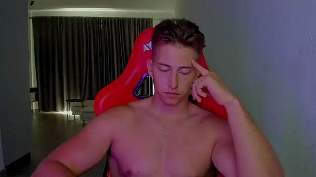 Snapshot of find0m_master chatting on 11/08/25, 04:40 find0m master online show from 11/08/25, 04:40