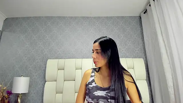 nicollandjhon online show from 11/11/25, 01:38