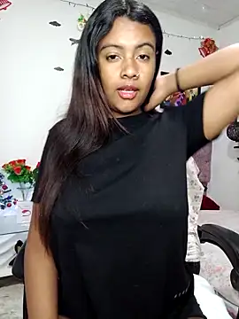 vannesitha25 online show from 12/14/25, 03:17