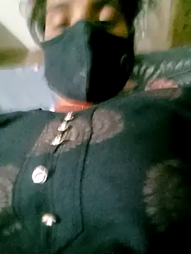 Sexy Riya Bhabhi online show from 11/22/25, 02:16