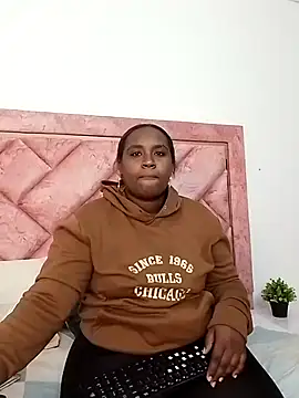 Snapshot of NaomiGrace_ chatting on 12/16/25, 10:53 NaomiGrace online show from 12/16/25, 10:53