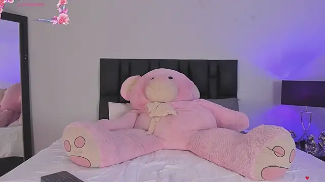 SaradaParker online show from 03/11/26, 04:13