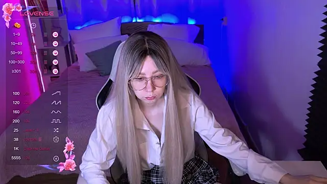 sofiisun online show from 11/12/25, 02:12