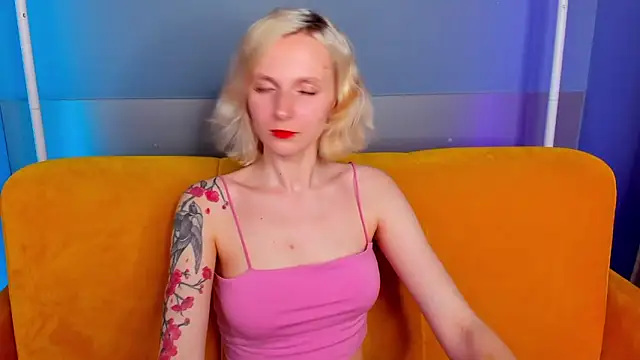 LikiLips online show from 03/07/26, 08:44