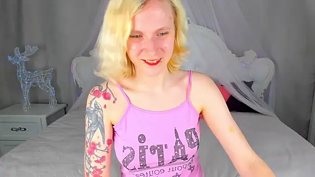 LikiLips online show from 04/21/26, 02:51