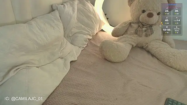 Snapshot of KIMMIE_01 chatting on 02/05/26, 04:11 KIMMIE 01 online show from 02/05/26, 04:11