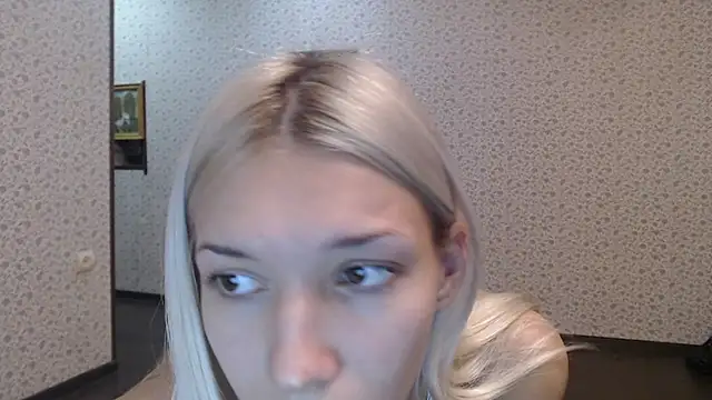 maybe doll online show from 10/09/25, 06:06