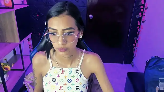 Snapshot of KarlaSlutSkinny__ chatting on 07/30/26, 08:19 KarlaSlutSkinny online show from 07/30/26, 08:19