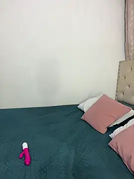 Snapshot of MeganHillss chatting on 02/12/26, 06:08 MeganHillss online show from 02/12/26, 06:08