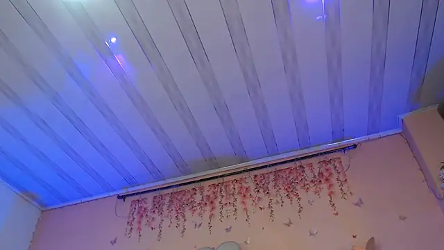 SweetRenata  online show from 11/25/25, 11:21