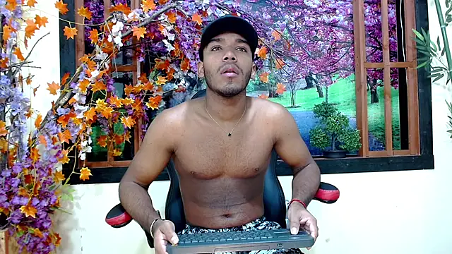 Yeinner  online show from 10/15/25, 07:14