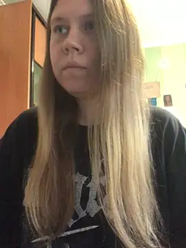 Snapshot of LunaVirelle chatting on 05/30/26, 02:58 LunaVirelle online show from 05/30/26, 02:58