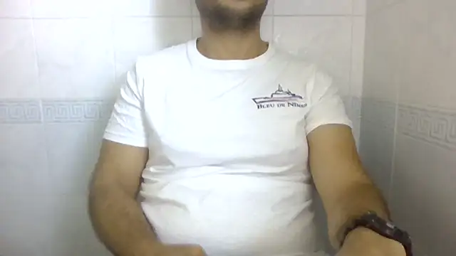 Snapshot of sci69 chatting on 05/18/26, 01:06 sci69 online show from 05/18/26, 01:06