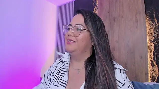 samantha29x  online show from 10/20/25, 12:27