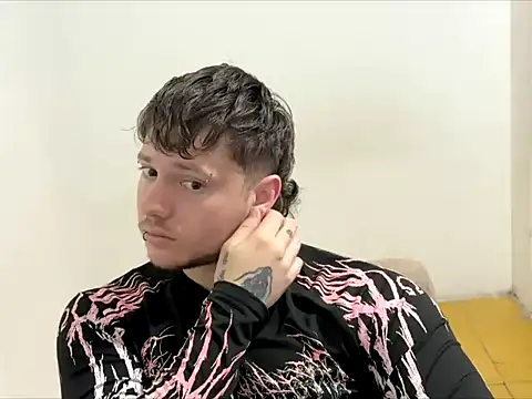 Skol 100802 online show from 03/17/26, 01:25