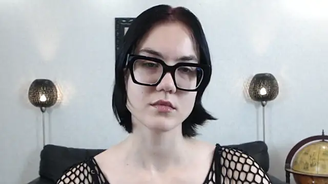 Marie Fitch online show from 12/03/25, 11:14