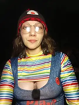 Lucy colee online show from 11/14/25, 03:05