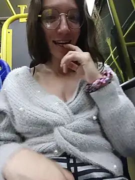 Lucy colee online show from 11/17/25, 12:27