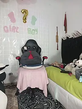 Lucy colee online show from 04/01/26, 05:21