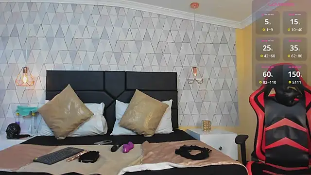 RousseWalker online show from 12/17/25, 06:47