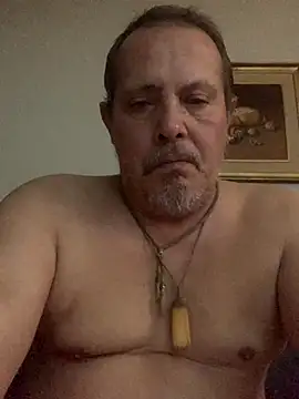 Snapshot of Toskito chatting on 10/17/25, 10:12 Toskito online show from 10/17/25, 10:12