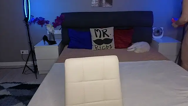 Passion-Blondy online show from 04/07/26, 06:41