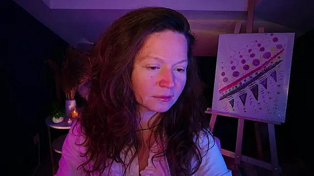 AuroraBorealis   online show from 11/16/25, 06:19