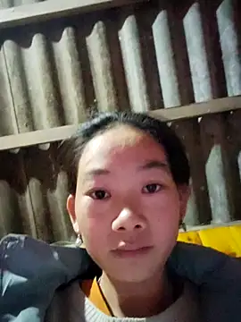 gio-thu online show from 11/29/25, 11:19