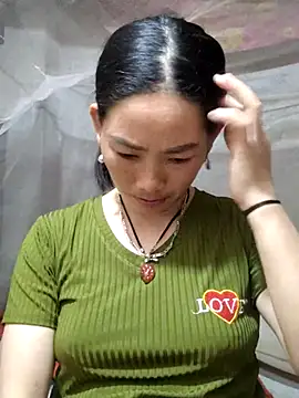 gio-thu online show from 04/19/26, 02:16