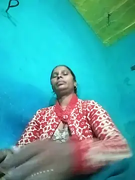 Snapshot of Rt_shreya chatting on 11/23/25, 03:06 Rt shreya online show from 11/23/25, 03:06