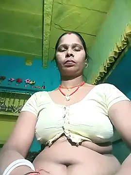 Snapshot of Rt_shreya chatting on 11/25/25, 03:56 Rt shreya online show from 11/25/25, 03:56