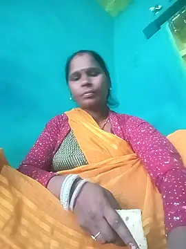 Snapshot of Rt_shreya chatting on 12/02/25, 05:02 Rt shreya online show from 12/02/25, 05:02