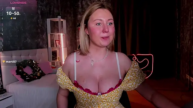 scent  of woman online show from 12/23/25, 01:36